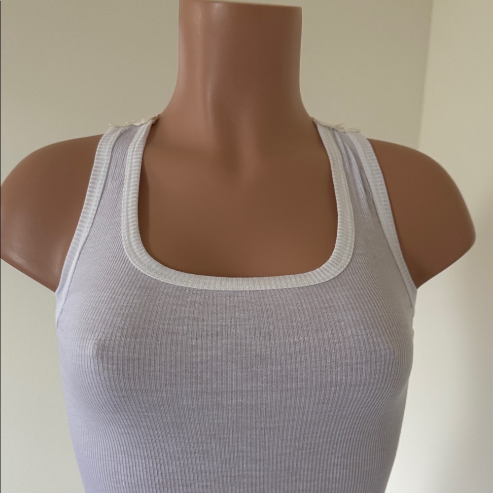 Elegant White Lace Back Women's Top one size - Picture 9 of 10
